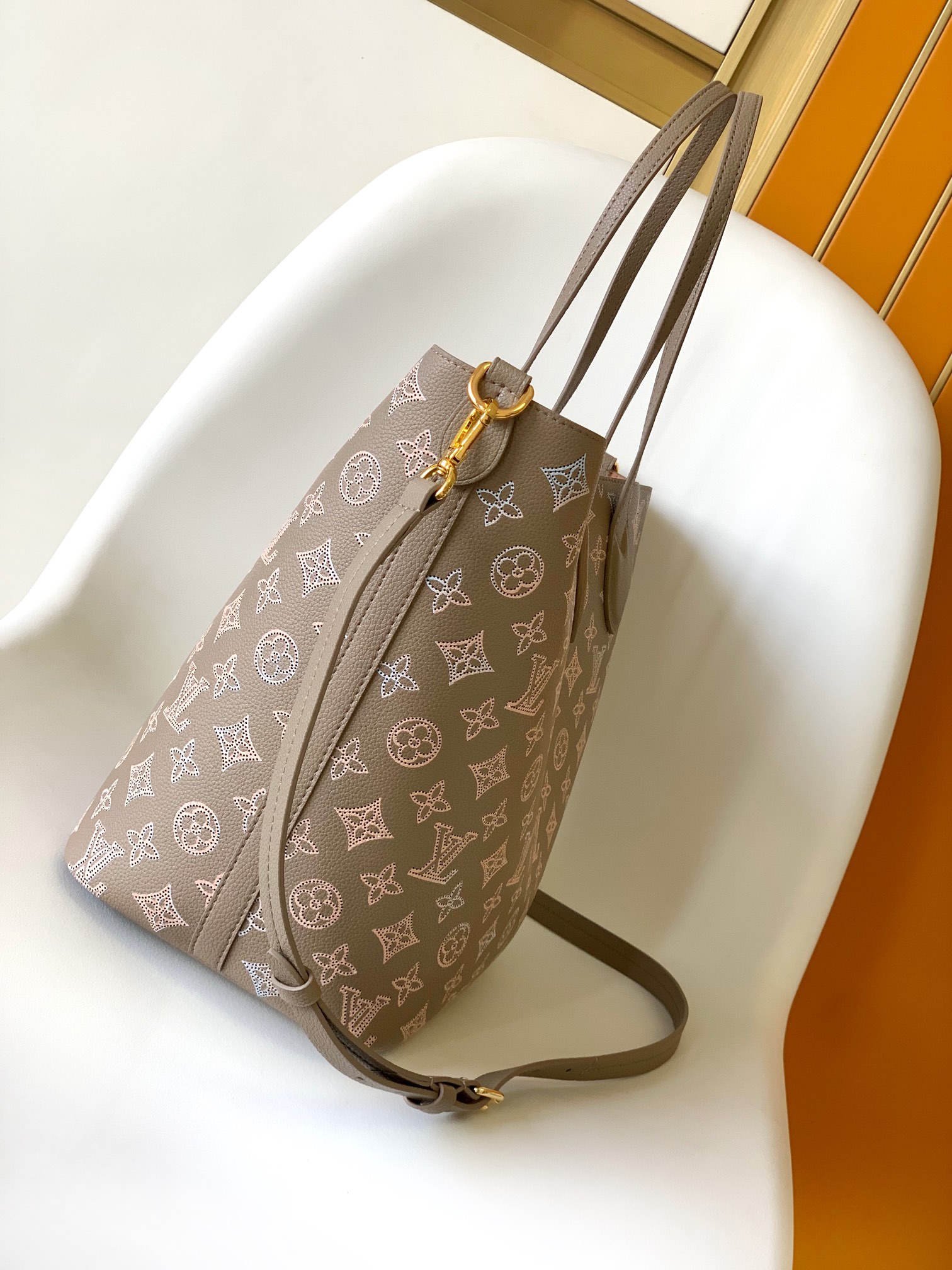 Louis Vuitton Shopping Bags